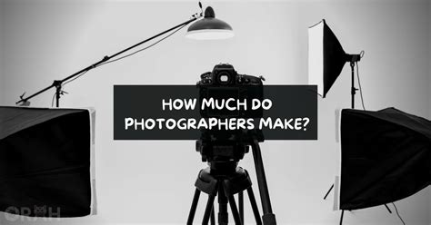 Low $9. . How much does a photographer make an hour